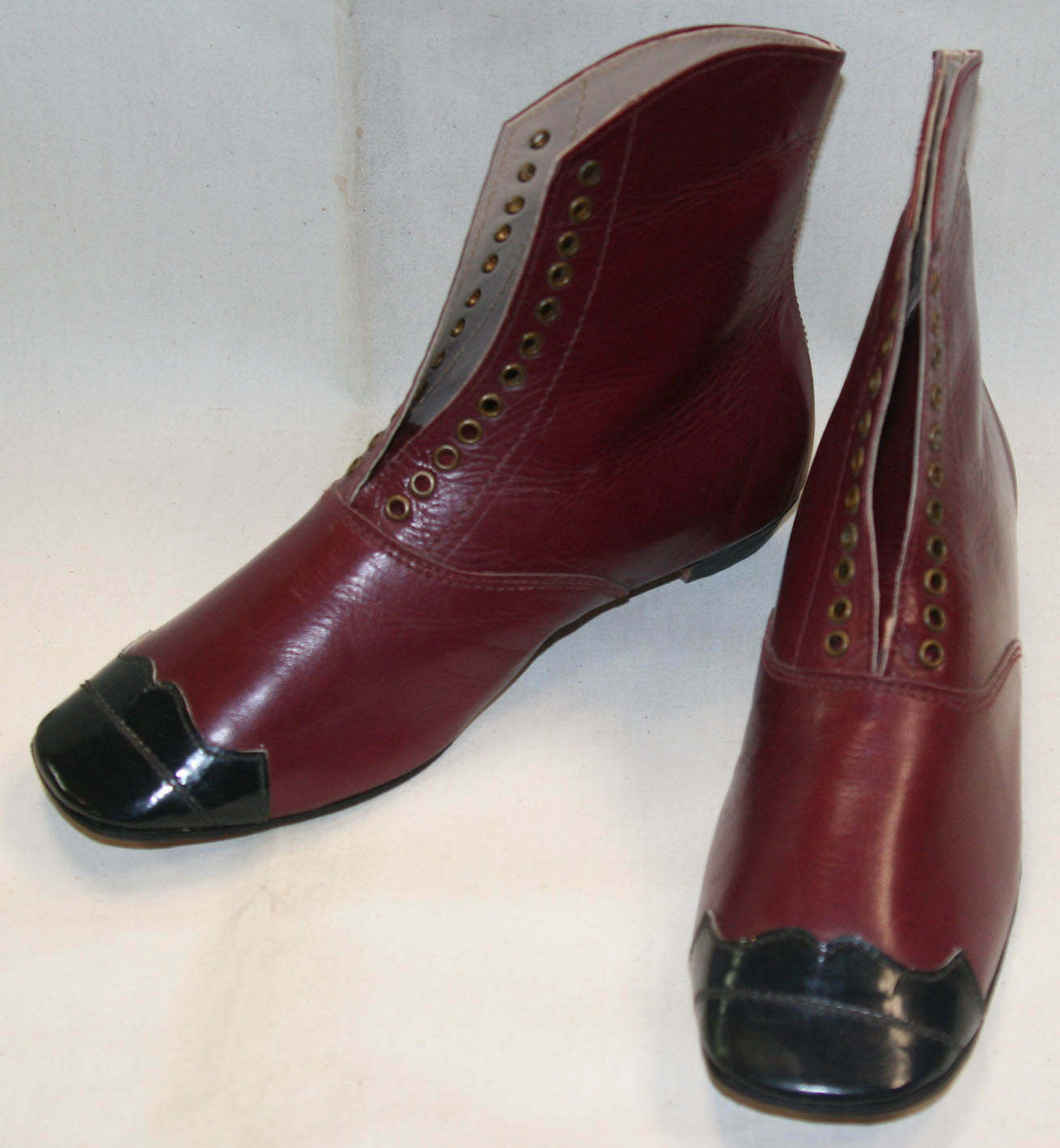 Burgundy balmoral style shoe size 12